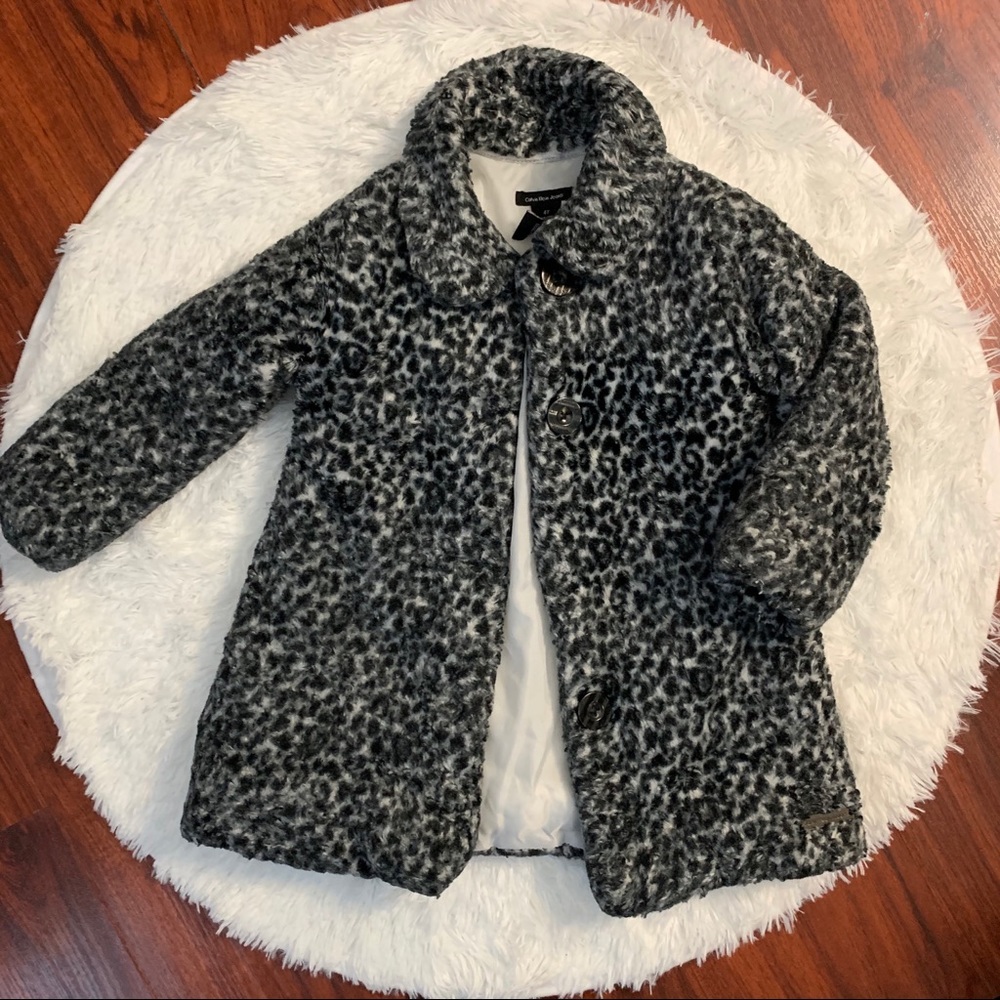 3 for $10 🏄🏽‍♀️ Toddlers Calvin Klein Fur Coat